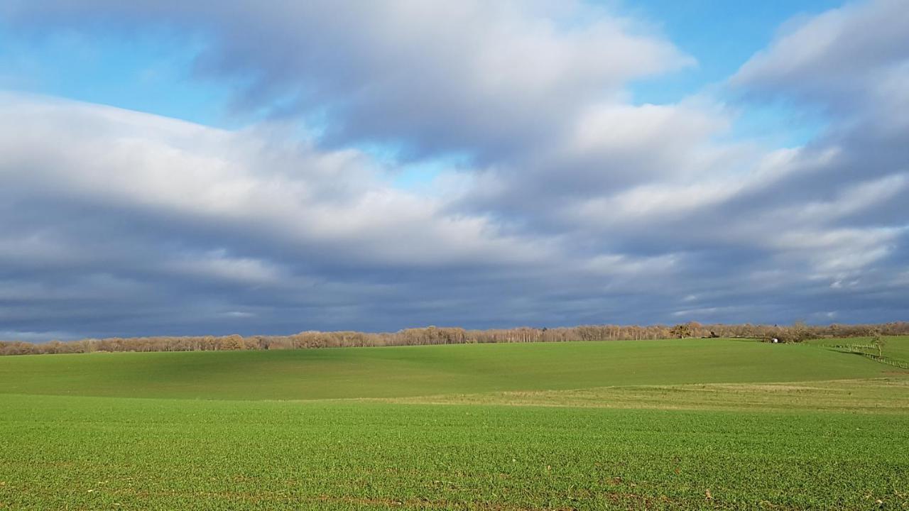 Gite De La Croisette Sommeilles Exteriör bild